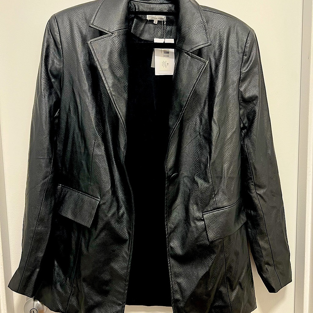 NWT WeWoreWhat faux leather speckled blazer